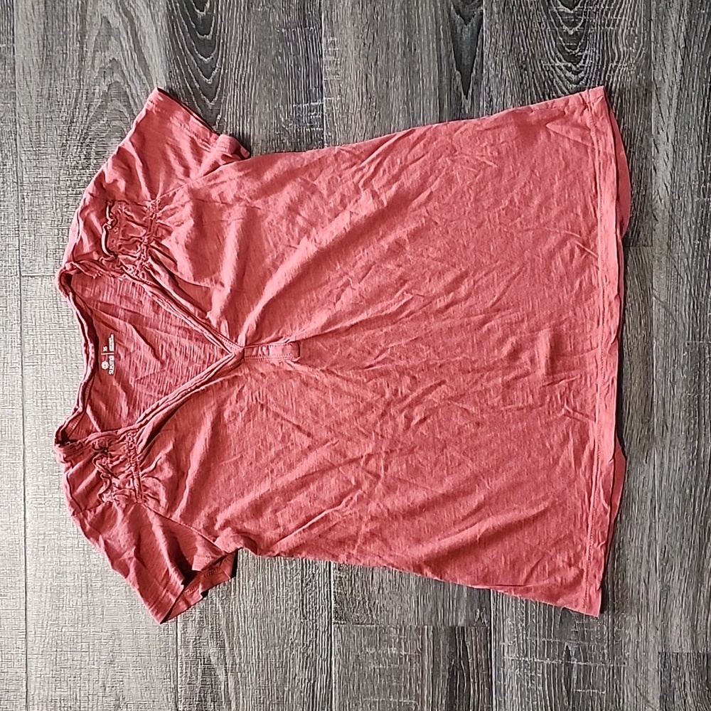 🌴 Susina v-neck T-Shirt 🌴